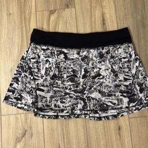 lululemon athletica Black and Gray Skirt with black shorts